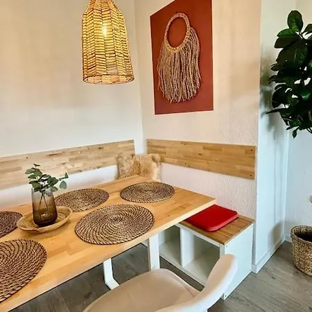 Supersuite Boho 2bdr Balkon Aufzug Apartment
